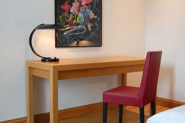 Comfort Tek Büyük Yataklı Oda