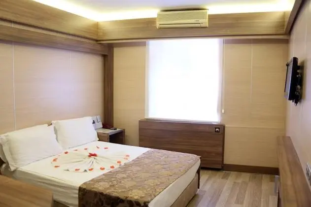 Standart Oda, Şehir Manzaralı