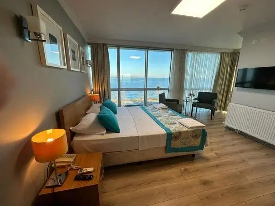 Standart Oda, Şehir Manzaralı