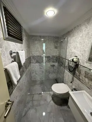 Triple, Şehir Manzaralı