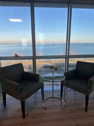 Triple, Şehir Manzaralı