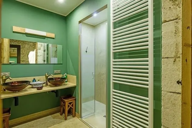 Comfort Tek Büyük veya İki Ayrı Yataklı Oda, Banyolu/Duşlu, Park Manzaralı (Verdale)