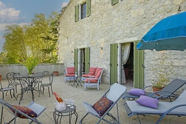 Deluxe Tek Büyük Yataklı Oda, Banyolu/Duşlu (Lucques)