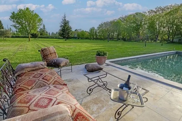 Deluxe Tek Büyük Yataklı Oda, Banyolu/Duşlu (Lucques)