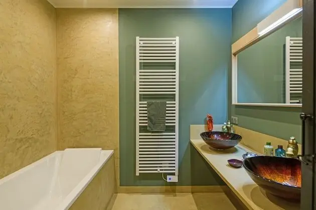 Superior Süit, Banyolu/Duşlu, Park Manzaralı (Aglandau )