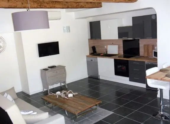 Apart Daire, Teras, Zemin Kat (ROMARIN)