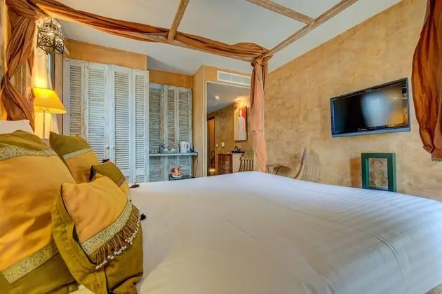 Tek Büyük Yataklı Oda (Ambiance)