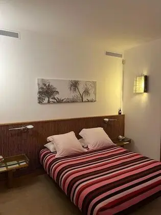 Luxury Tek Büyük Yataklı Oda, Engellilere Uygun, Banyolu/Duşlu