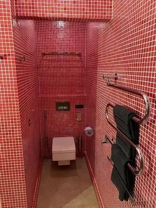 Luxury Tek Büyük Yataklı Oda, Engellilere Uygun, Banyolu/Duşlu