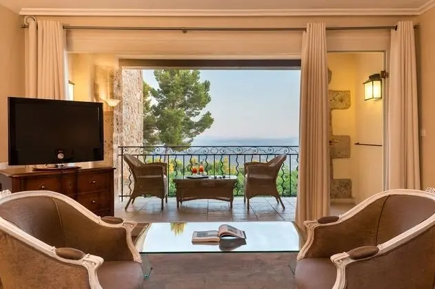 Oda (Spa access included)