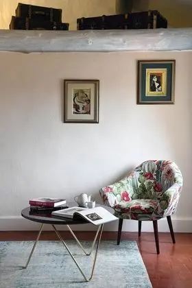 Superior Tek Büyük Yataklı Oda, Özel Banyo, Bahçe Manzaralı (Pablo PICASSO)