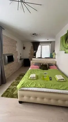 Design Stüdyo, 1 Büyük (Queen) Boy Yatak, Teras, Zemin Kat