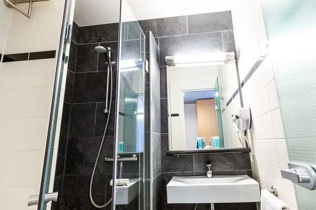 Comfort İki Ayrı Yataklı Oda