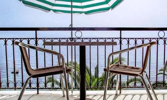 Deluxe Tek Büyük Yataklı Oda, Balkon, Deniz Manzaralı