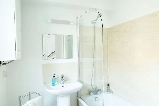 Apart Daire, Banyolu/Duşlu