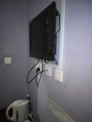 Tek Kişilik Oda, Sigara İçilmez