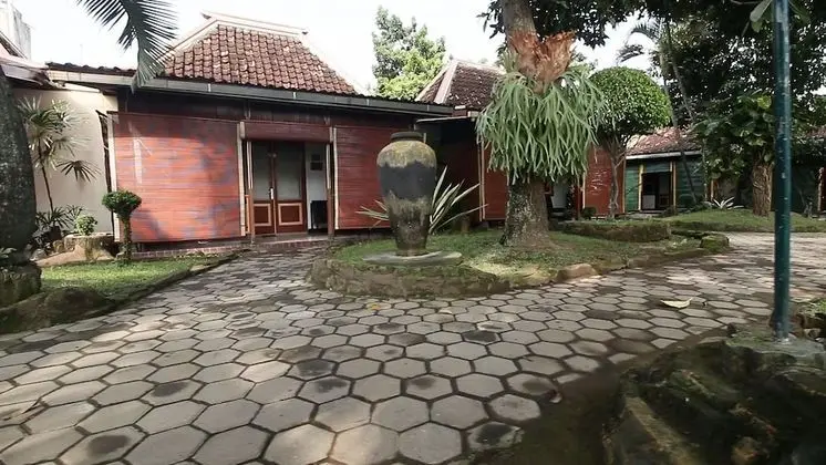 Deluxe Kır Evi