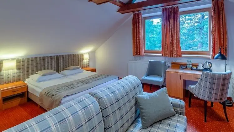 Family Oda (2 Adults + 2 Children)