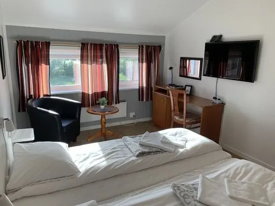 Traditional Tek Büyük veya İki Ayrı Yataklı Oda