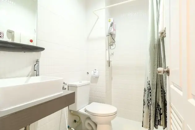 Standard Tek Büyük Yataklı Oda