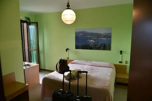 Tek Büyük veya İki Ayrı Yataklı Oda, Bahçe Manzaralı