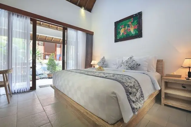 Deluxe Villa, 2 Yatak Odası, Sigara İçilmez, Havuz Manzaralı