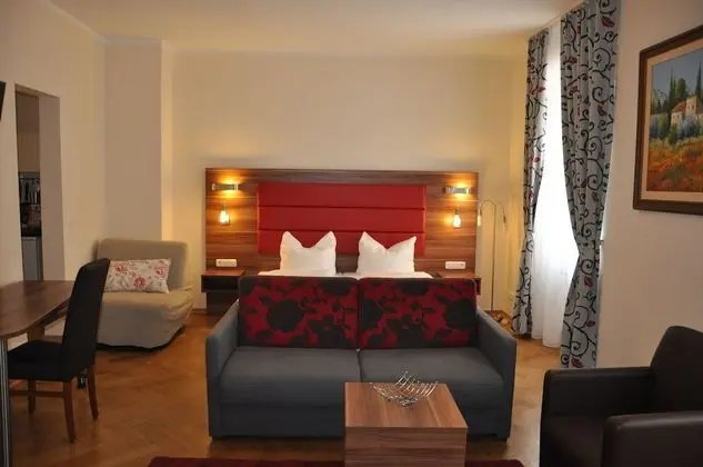 Comfort Tek Büyük Yataklı Oda