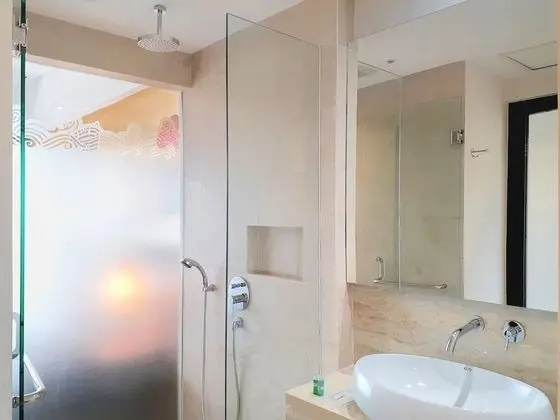 Superior Tek Büyük Yataklı Oda, Sigara İçilebilir, Balkon