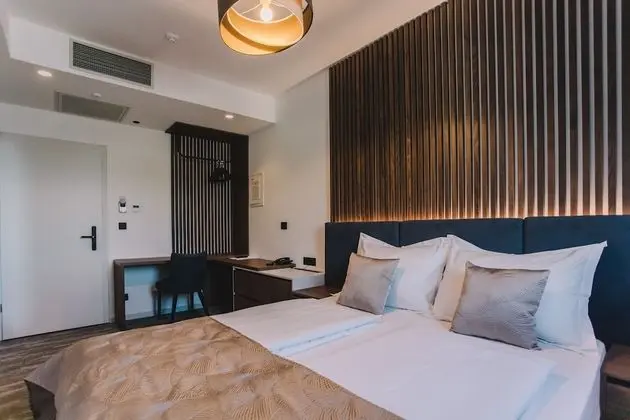 Deluxe Tek Büyük veya İki Ayrı Yataklı Oda