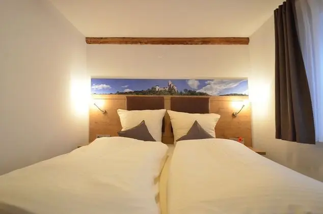 Tek Büyük veya İki Ayrı Yataklı Oda