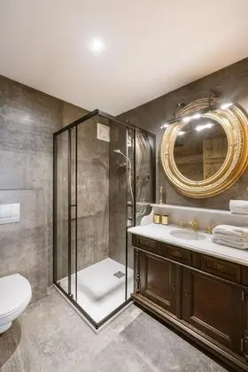 Romantic Ev, 5 Yatak Odası, Balkon, Dağ Manzaralı