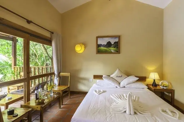 Bungalov, Havuz Kenarı
