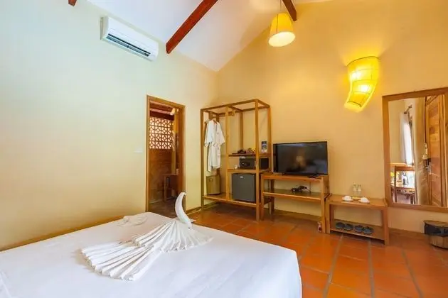 Bungalov, Havuz Kenarı