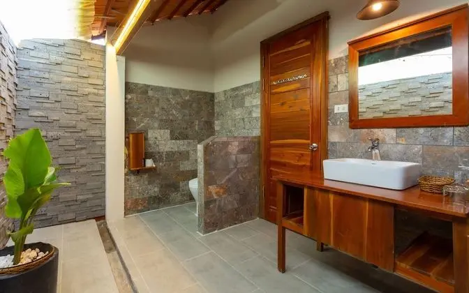 Signature Bungalov, 1 En Büyük (King) Boy Yatak, Bahçe Manzaralı, Bahçeli