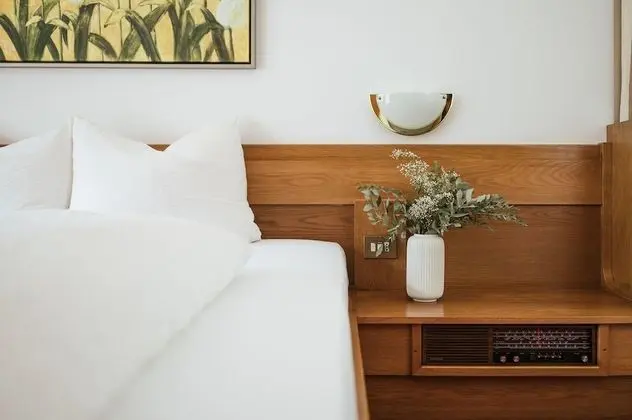Comfort Tek Büyük Yataklı Oda