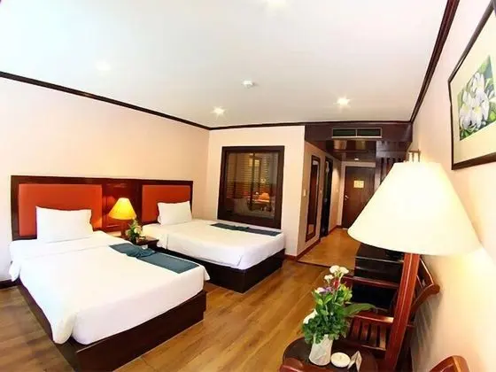 Grand Deluxe
