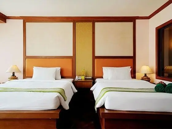Grand Deluxe