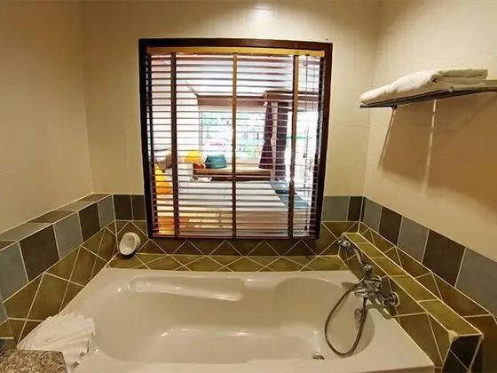 Grand Deluxe