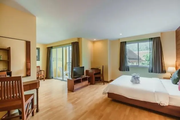 Executive Suite - City View