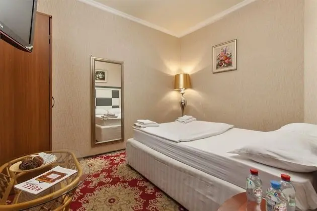 Comfort Tek Büyük Yataklı Oda