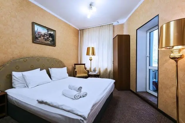 Comfort Tek Büyük Yataklı Oda