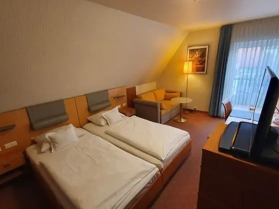 Comfort Tek Büyük Yataklı Oda