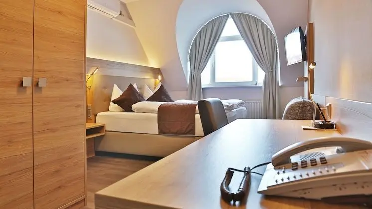 Comfort Tek Büyük Yataklı Oda, 1 En Büyük (King) Boy Yatak, Sigara İçilmez, Anti Alerjik