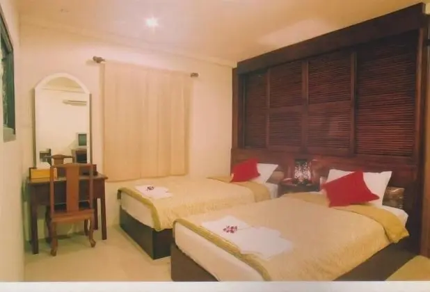 Deluxe 2 Twin Beds, Smoking, Private Bathroom