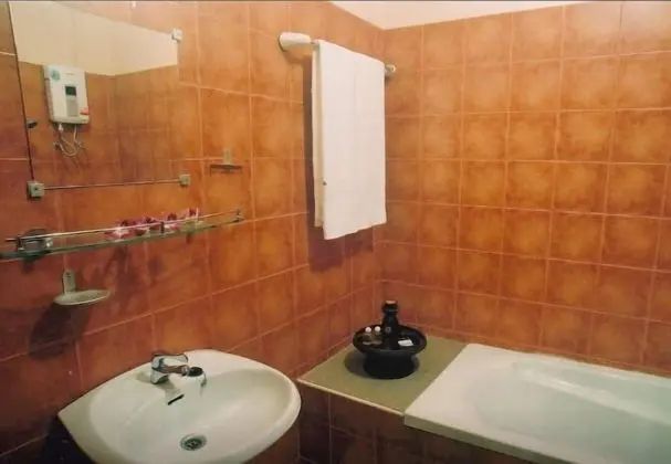 Deluxe 2 Twin Beds, Smoking, Private Bathroom