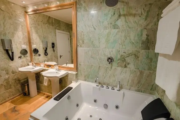 Deluxe Tek Büyük Yataklı Oda, Deniz Manzaralı