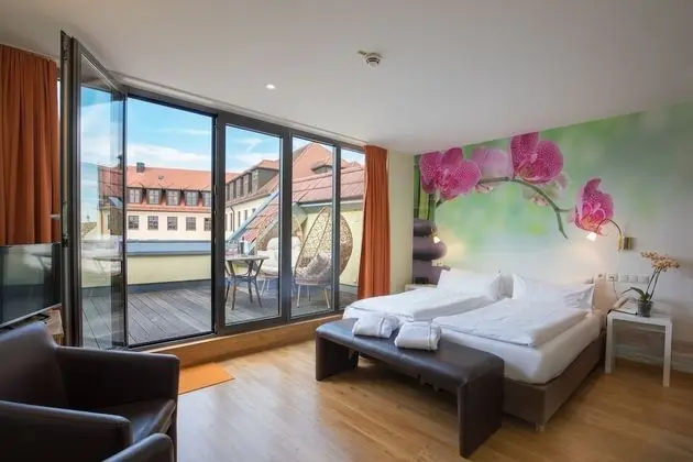 Tek Büyük Yataklı Oda