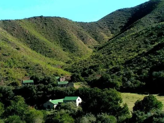 Kır Evi, 2 Yatak Odası, Dağ Manzaralı (Animals of Africa)