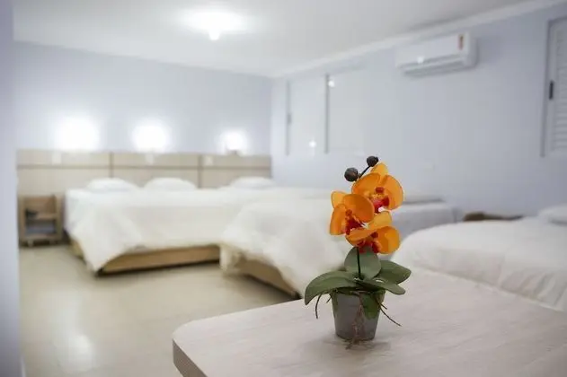 Quintuple Room