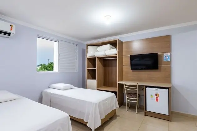 Quintuple Room